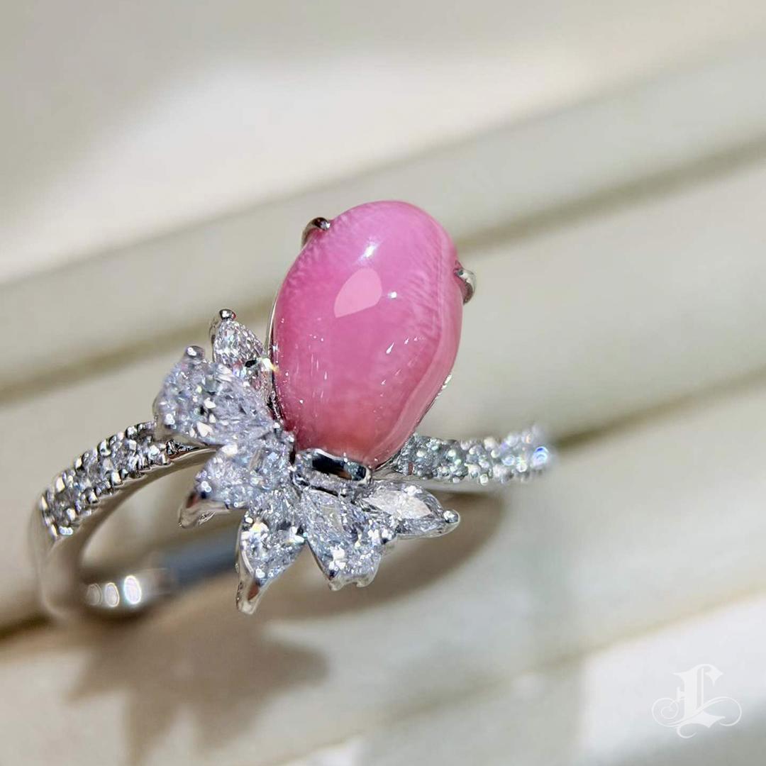 【Conchéa】 Anello di diamanti con perle di conchiglia naturale Flamingo Bloom - 2,63 ct in vendita 5