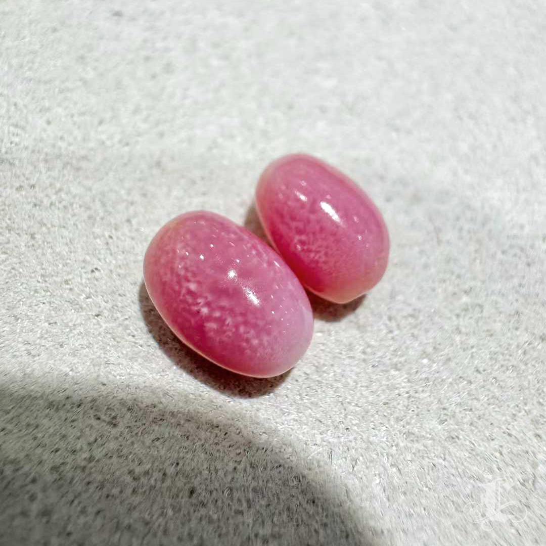 【Conchéa】Flamingo Echo Pair Perfectly Matched Conch Pearls — 1.8ct & 1.93ct For Sale 4