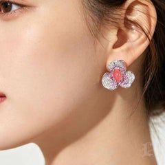 【Conchéa】Orchid Bloom Conch Pearl Diamond Earrings — 2.51 ct