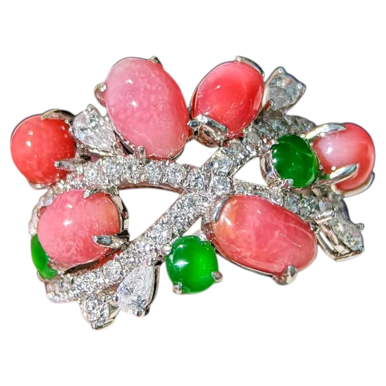 【Conchéa】Flamingo Garden Conch Pearl & Jade Ring — 4.45 ct For Sale