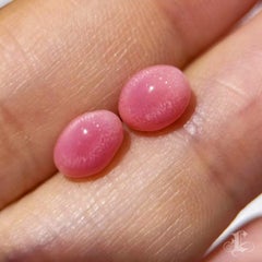 【Conchéa】Flamingo Glow Matched Conch Pearl Pair — 1.68ct + 1.50ct