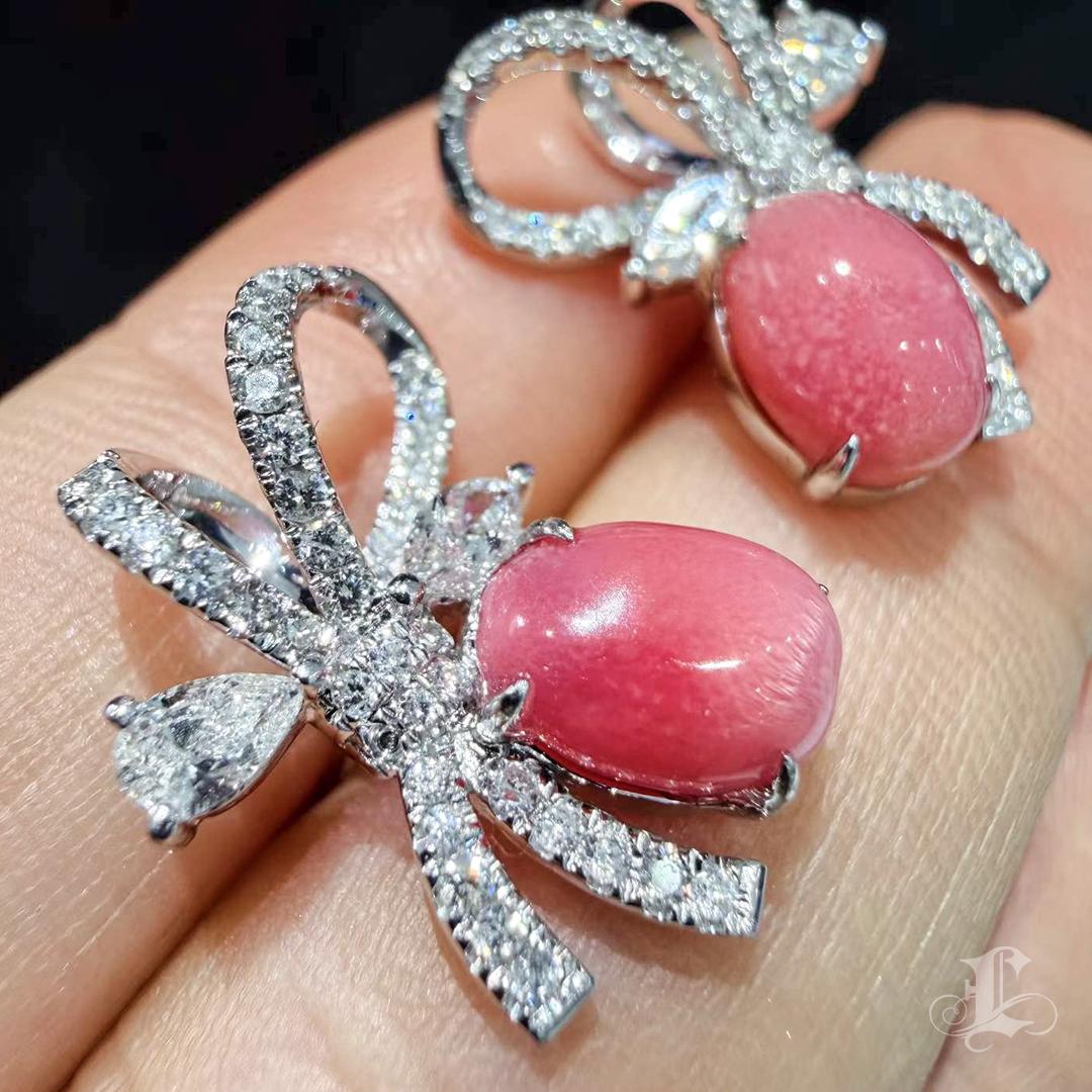 Non taillé 【Conchéa】Flamingo Boucles d'oreilles Bow Pearl Diamond - 2.83ct en vente
