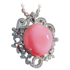 【Conchéa】Flamingo Pink Conch Pearl Diamond Pendant Necklace — 11.7 ct