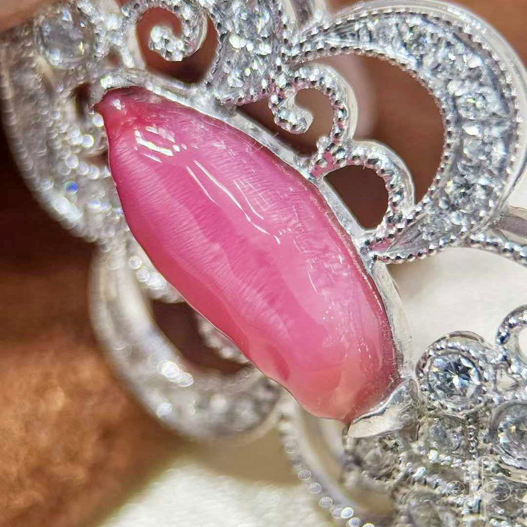 Donna Ciondolo con diamanti e perle Pink Diamond - 2,52 carati in vendita