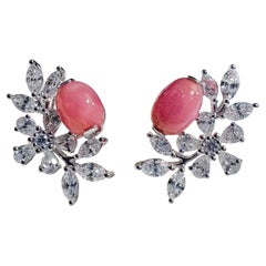 【Conchéa】Flamingo Pink Natural Conch Pearl Diamond Earrings — 2.86 ct