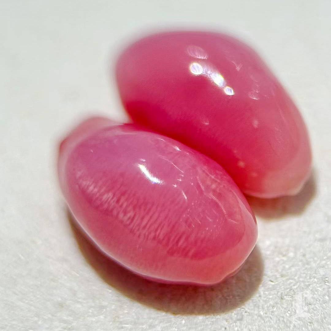 【Conchéa】Par de Perlas Conchéa Rosa Llama Emparejadas - 7.1ct en Nuevo estado para la venta en New York, NY