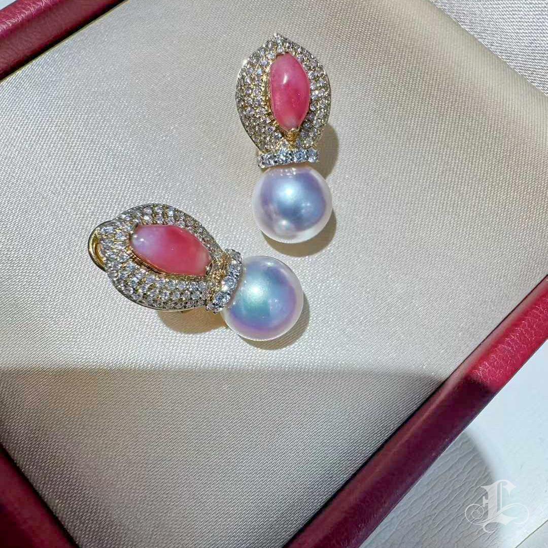 【Conchéa】 Orecchini a goccia con perle mistiche e diamanti Akoya - 1.6ct in vendita 4