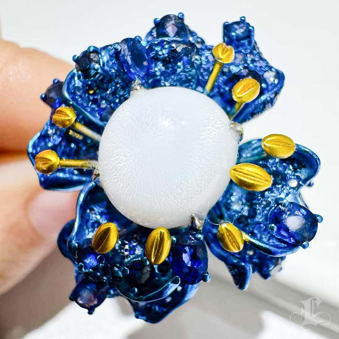 【Conchéa】Ocean Bloom Convertible Giant Clam Pearl Brooch-Pendant-Ring in vendita 4