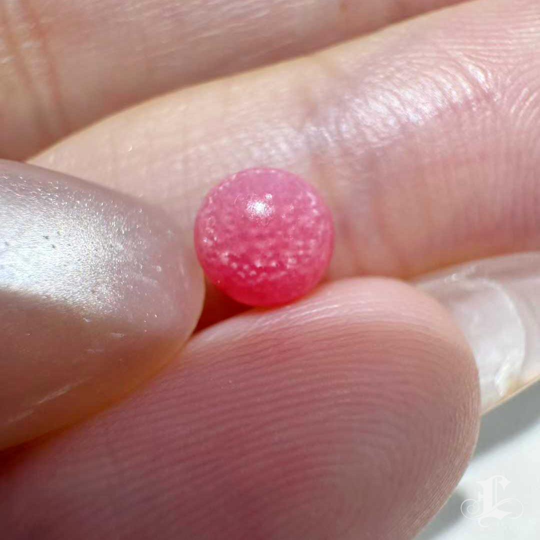 【Conchéa】Rare Round Flaming Pink Conch Pearl - 5.2mm / 0.88ct en vente 6