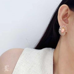 【Conchéa】Solar Bloom Flame Conch Pearl & Diamond Earrings — 8.3ct