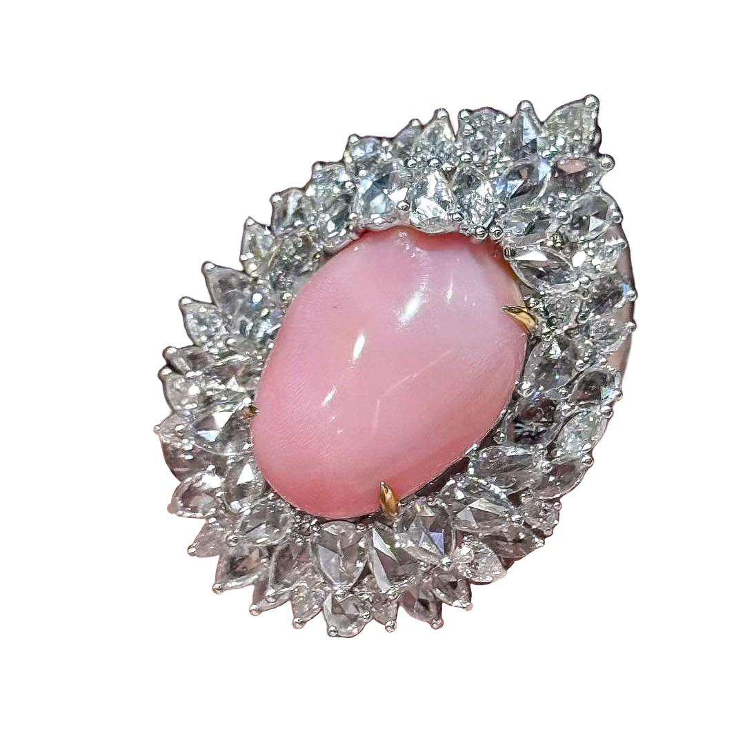 【Conchéa】Ultra-Rare Convertible Conch Pearl & Diamond High Jewelry Set — 18.89ct For Sale 11