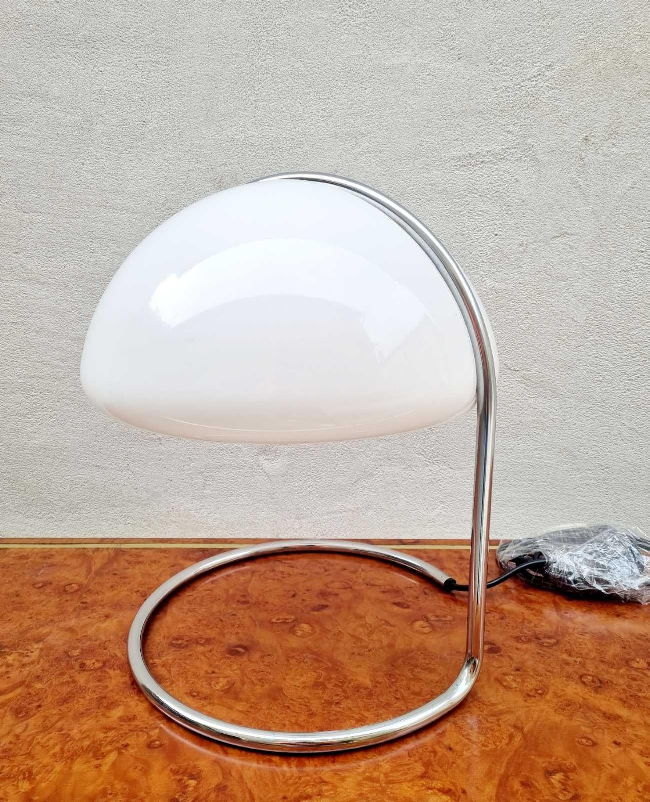 Lampada da tavolo Conchiglia Disegnata da Buttura & Massoni per Guzzini, Italia anni '70 in vendita 7