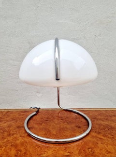 Conchiglia Table Lamp Designed by Buttura & Massoni for Guzzini, Italy 70s