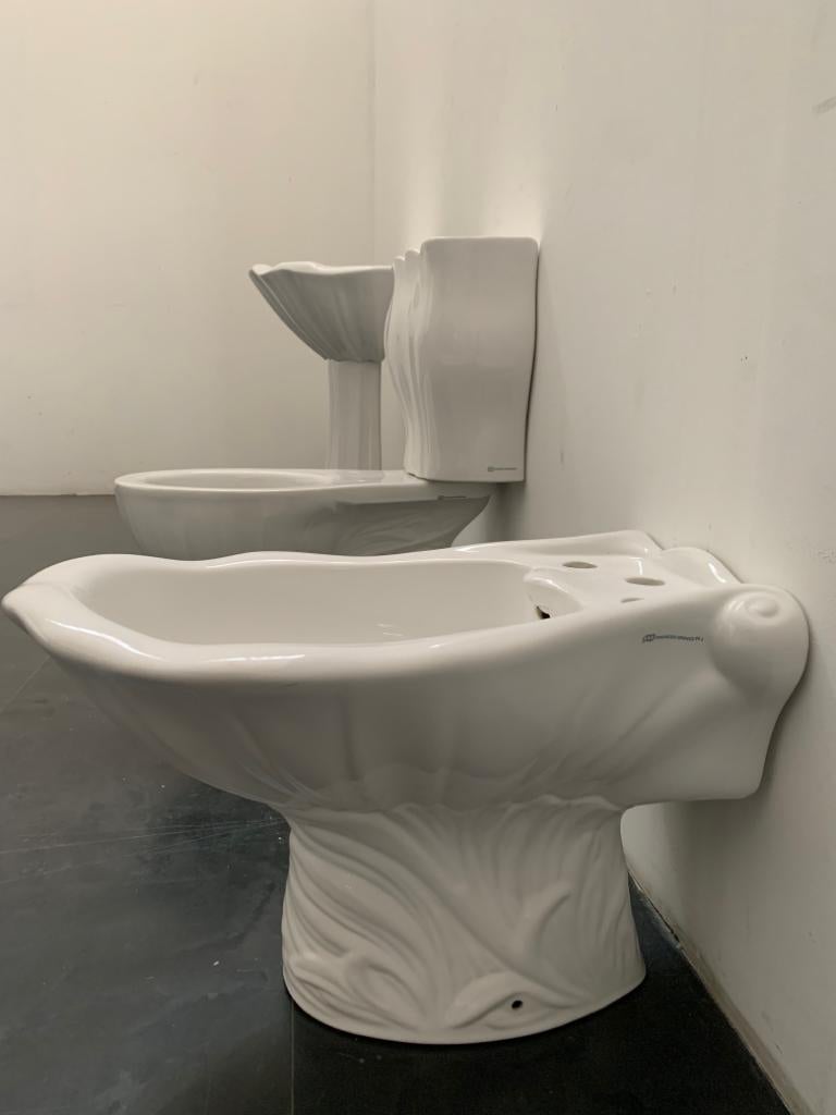 Conchiglia washbasin, toilet and bidet by Antonia Campi for Lavenite, 1960s 4