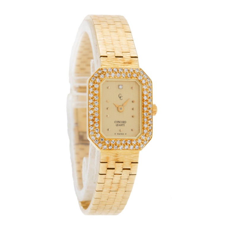 Concord Classic Watch in 18k Yellow Gold with Diamond Bezel, Quartz, Champagne In Excellent Condition In Surfside, FL