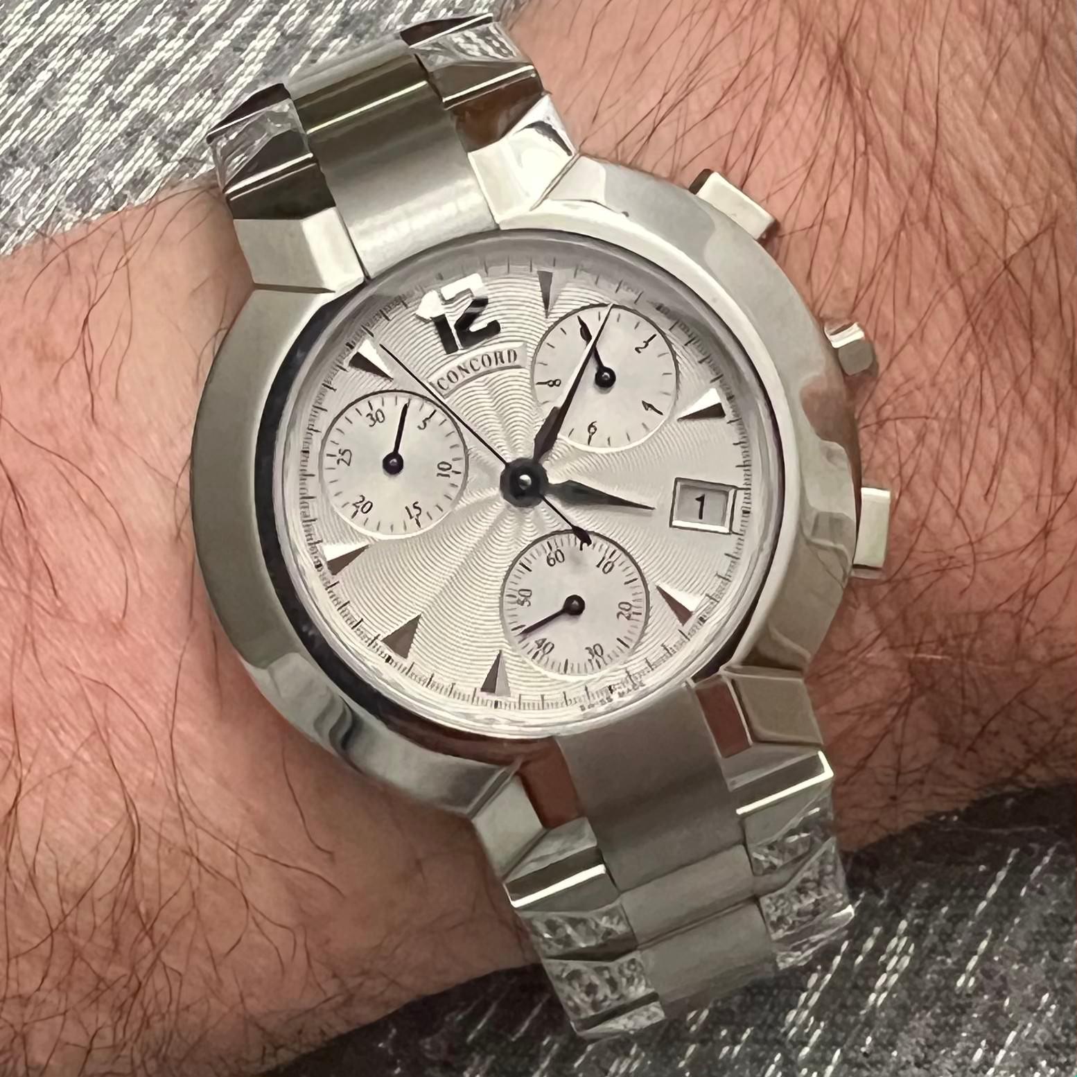 Concord Estate La Scala Chronograph Watch Stainless Steel 38 mm C1

Newly Polished 

This elegant Authentic Concord Watch is made of stainless steel.

TRUSTED SELLER SINCE 2002
PLEASE SEE OUR HUNDREDS OF POSITIVE FEEDBACKS FROM OUR CLIENTS!!
FREE