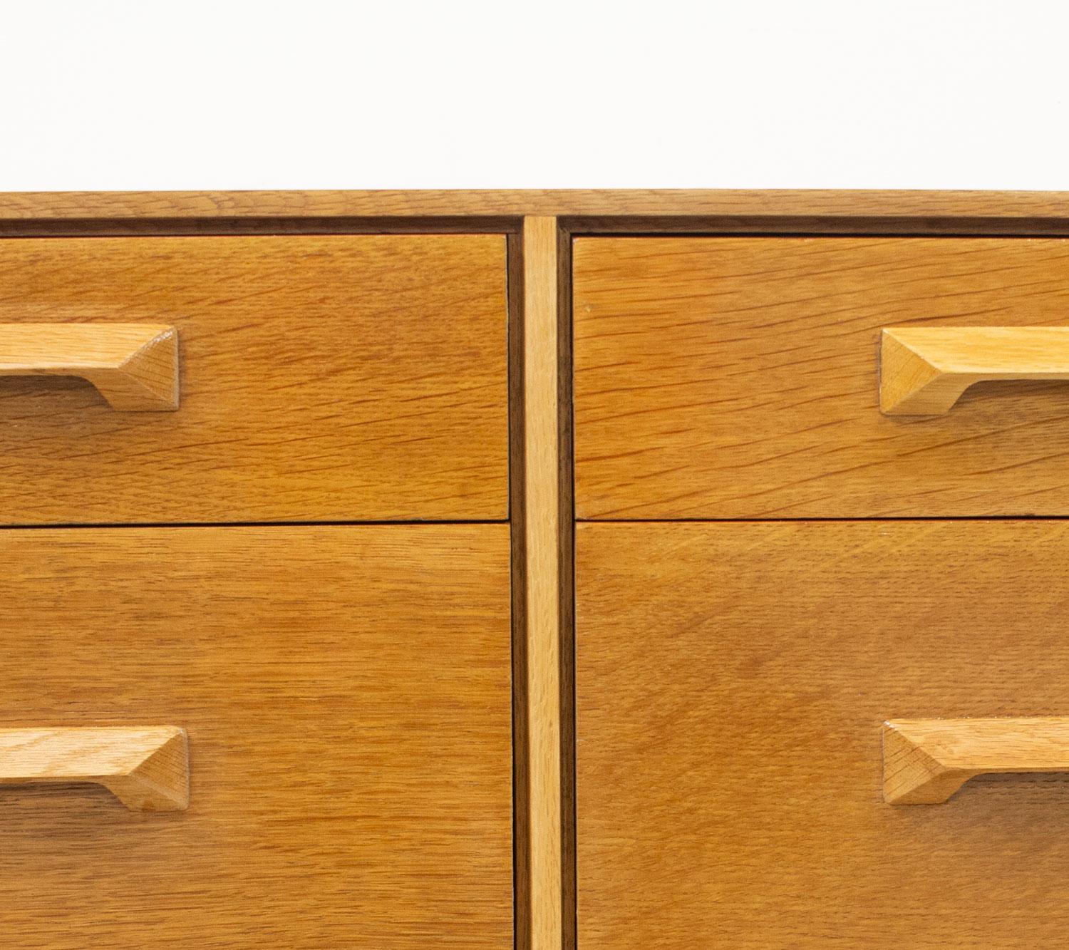 Concord Oak Chest of Drawers by Stag, 1960s 2