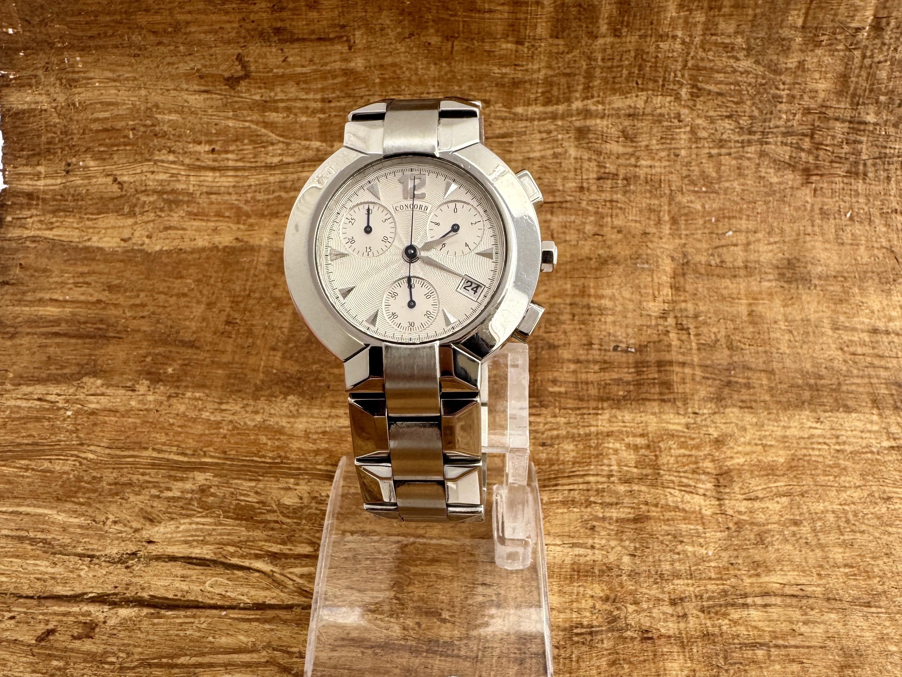 Cronografo Concord Saratoga Marin 44mm 14.C5.1894 Acciaio inossidabile in vendita 8