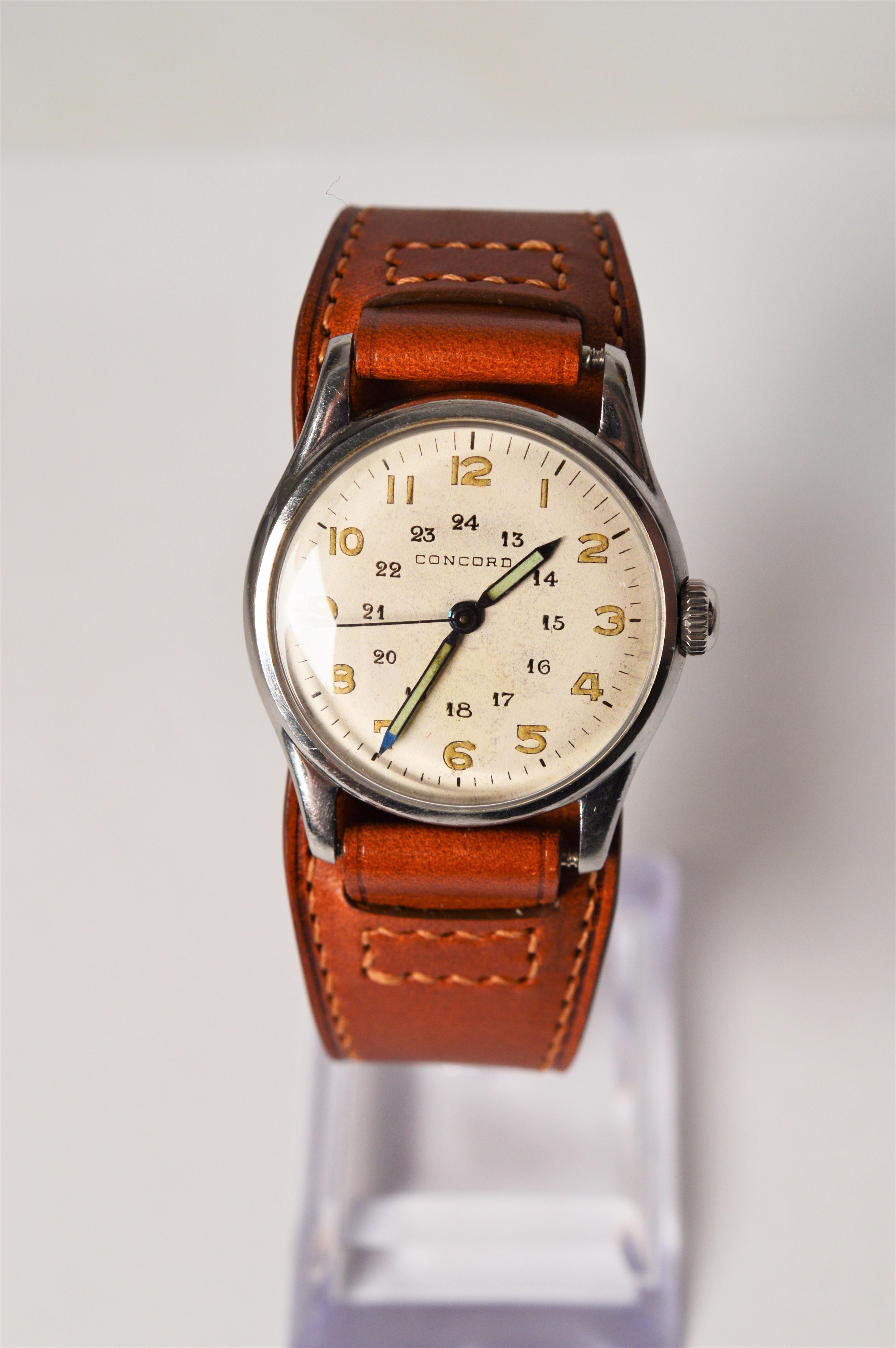 Concord Acier inoxydable WWII Era 24 Hour Dial  Montre-bracelet pour hommes en vente 1