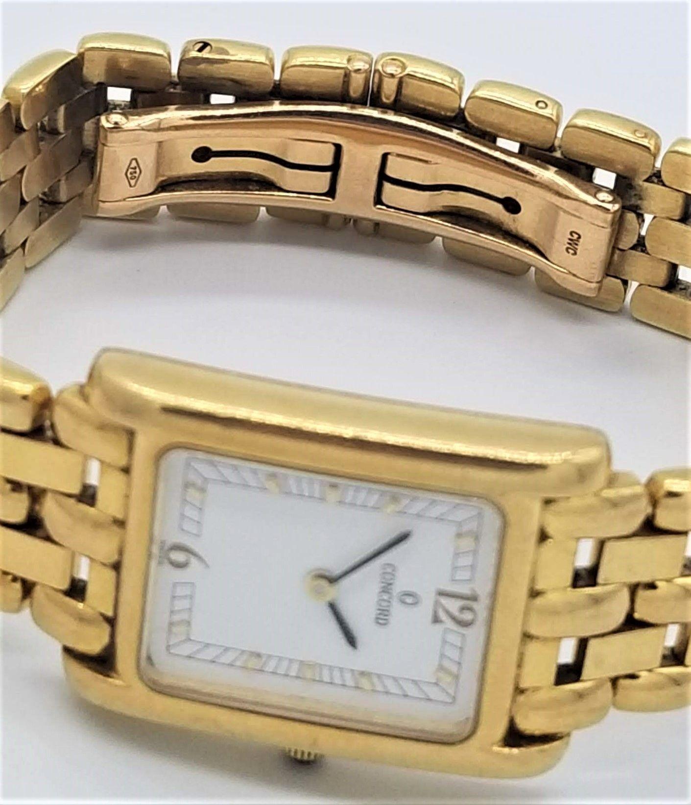 Montre-bracelet pour femme Concord Venetto en or 18 carats avec certificat Excellent état - En vente à Van Nuys, CA