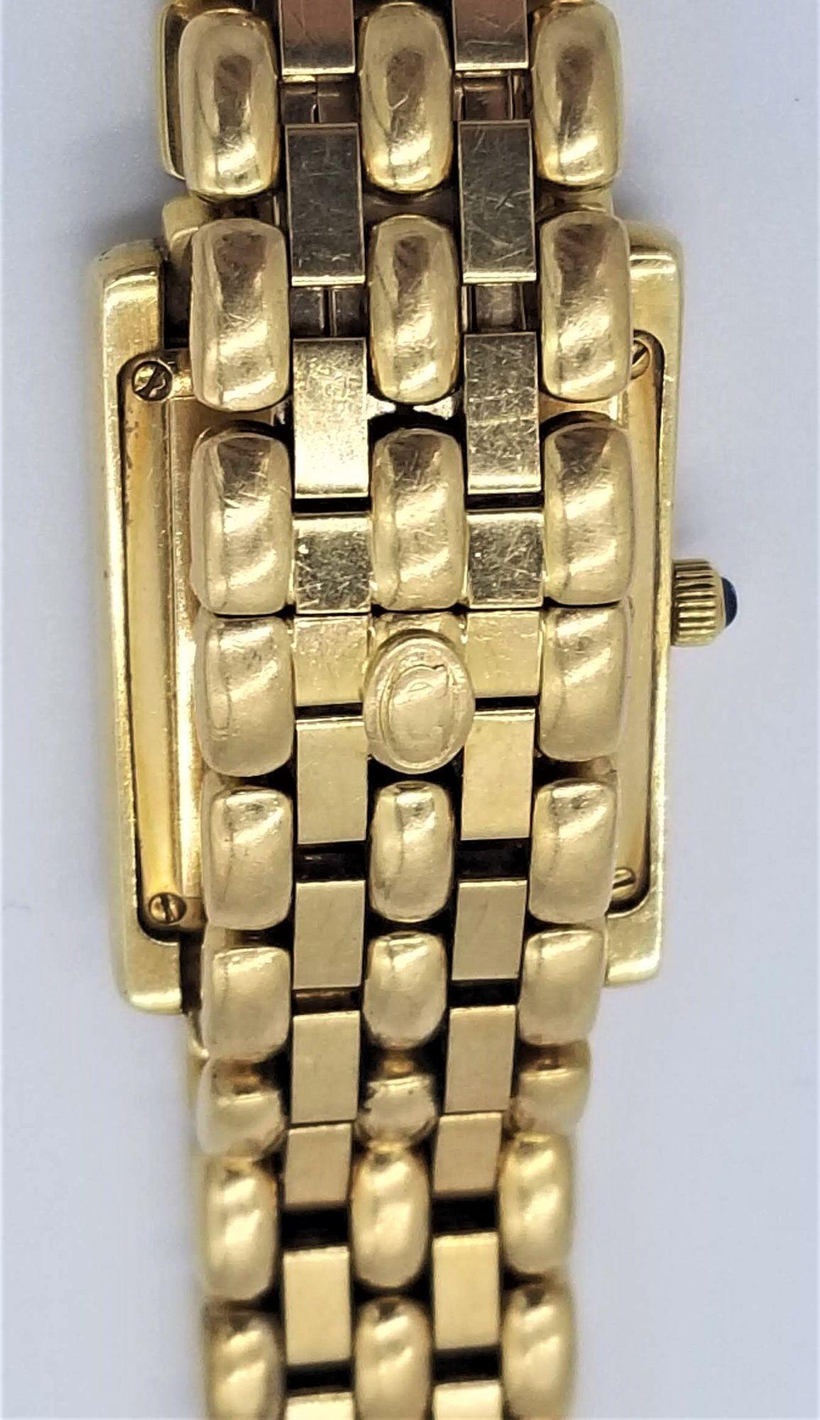 Montre-bracelet pour femme Concord Venetto en or 18 carats avec certificat en vente 1