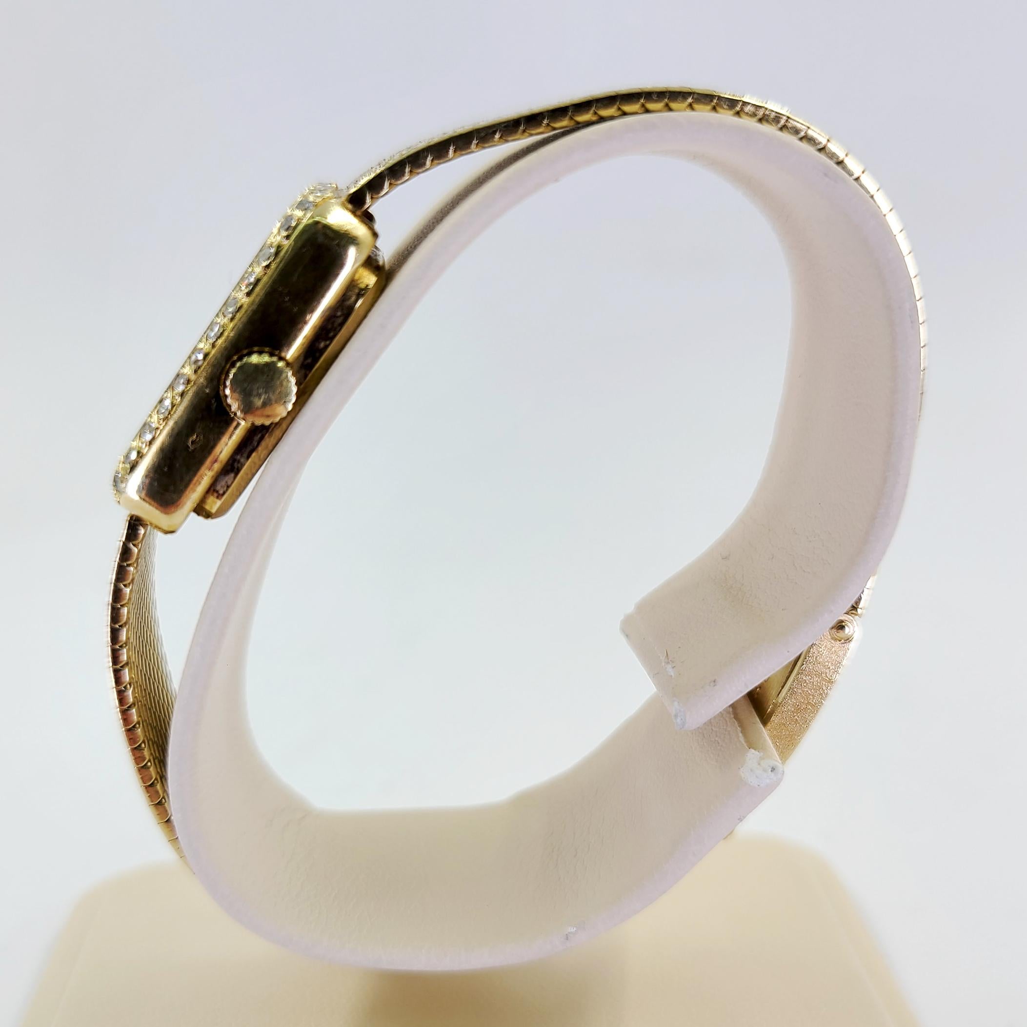 Taille ronde Concord - Montre pour femmes en or jaune avec pavage de diamants en vente