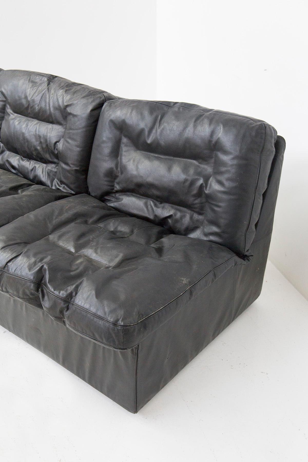Concordia Sofa in Leather for Zanotta, Original Label For Sale 3