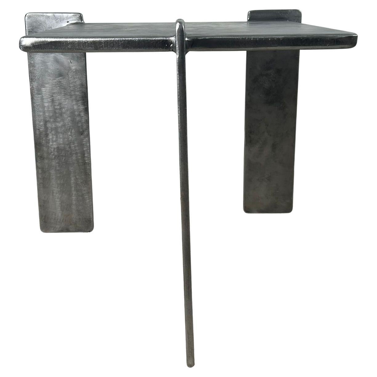 table latérale en acier