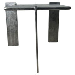 table latérale en acier