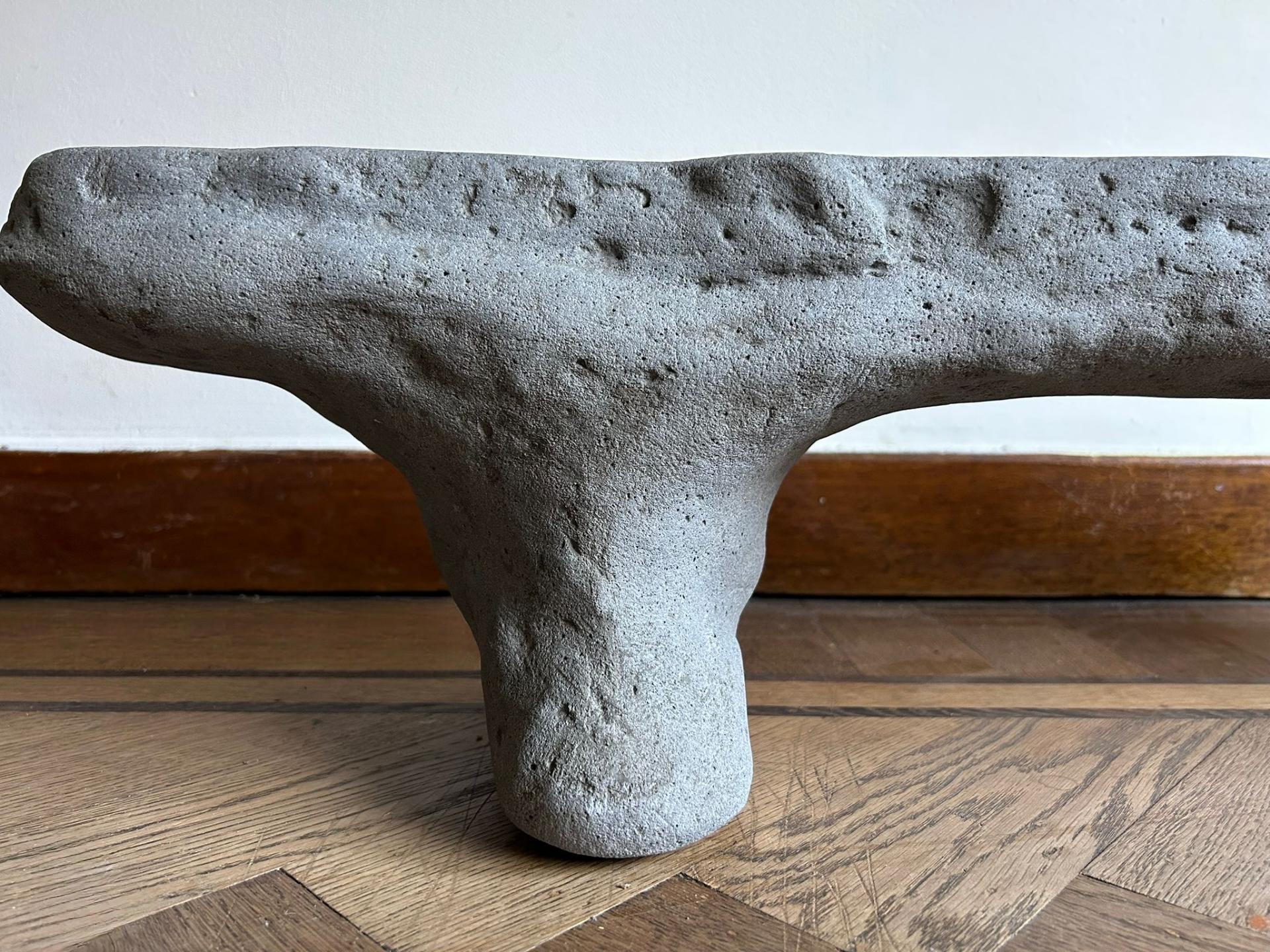 Belge CONCREET. par Oscar Santens • Objects for Objects for Earth en vente