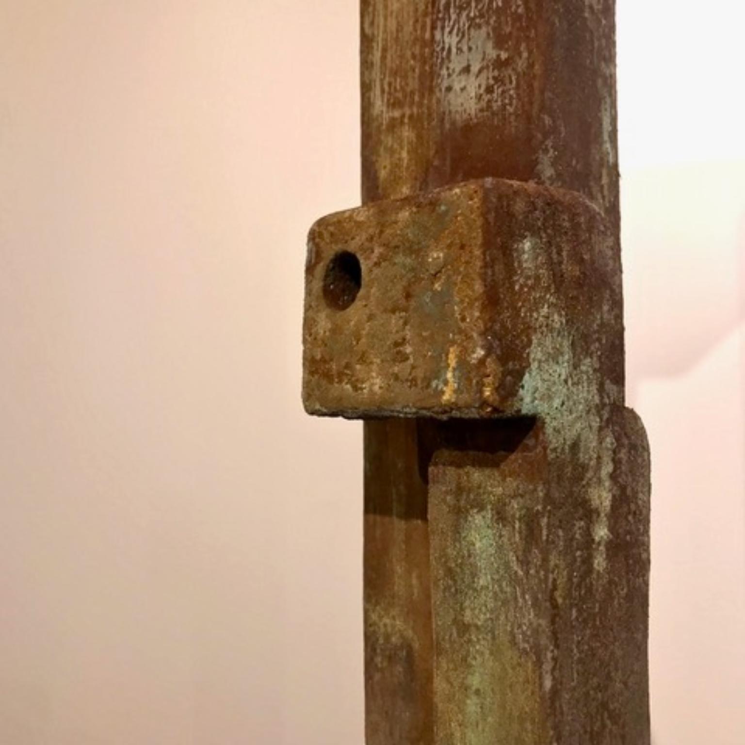 XXI secolo e contemporaneo Totem di cemento e argilla 130 di Frederic Texier in vendita