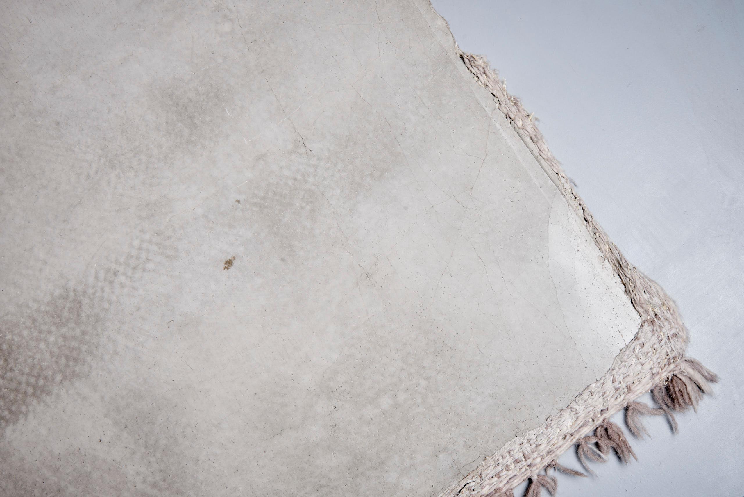 Betonteppich von Studio Marei Rei, Deutschland 2017 im Zustand „Gut“ im Angebot in Berlin, DE