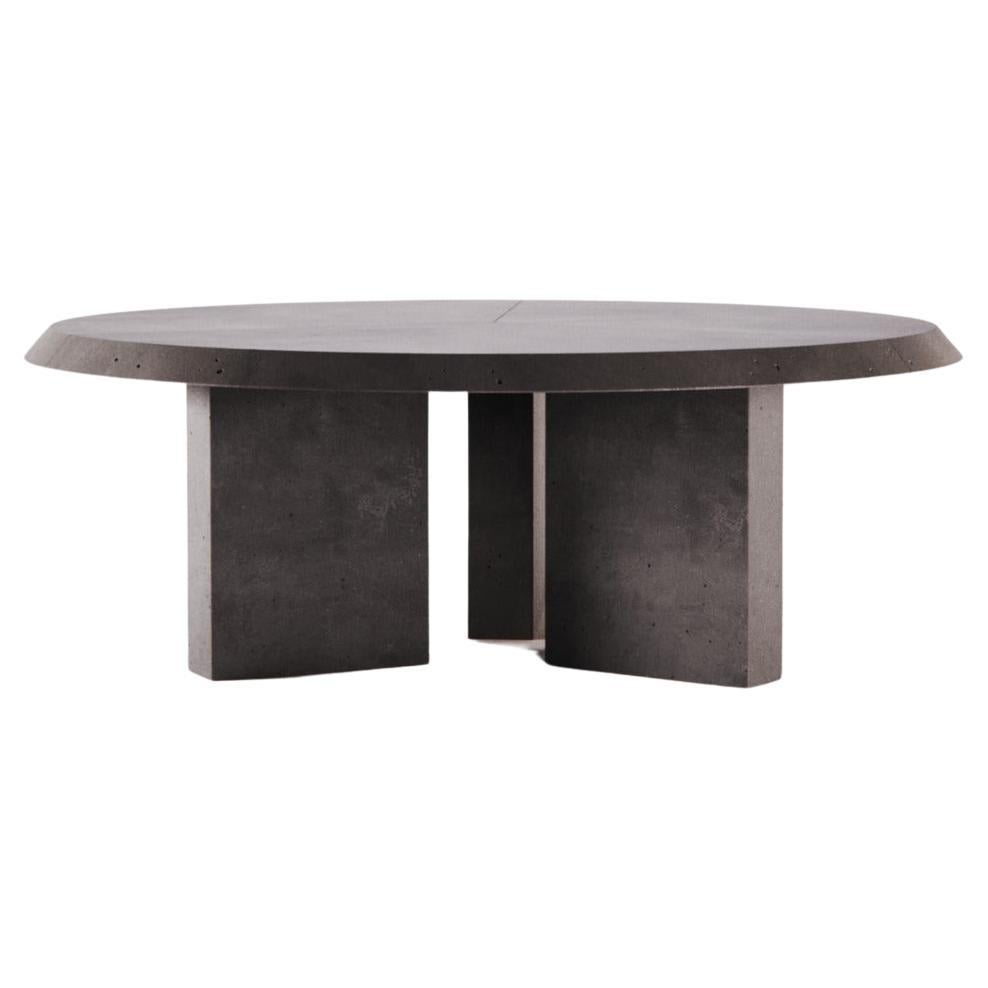 Italian Concrete Circular Dining Table Laoban Ultra High Performance Silver Grey Cement For Sale