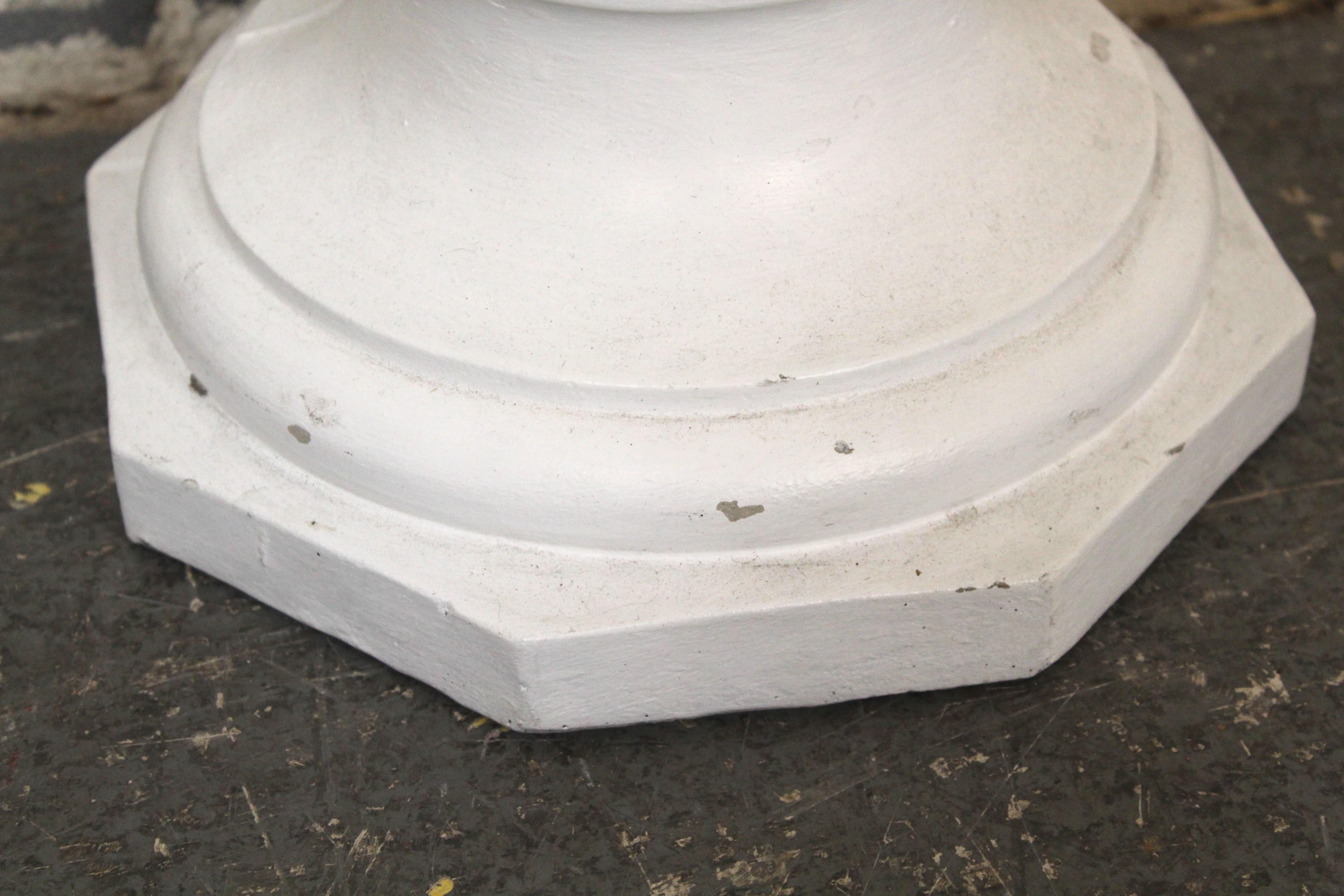 Concrete Column Pillar In Good Condition For Sale In Brooklyn, NY