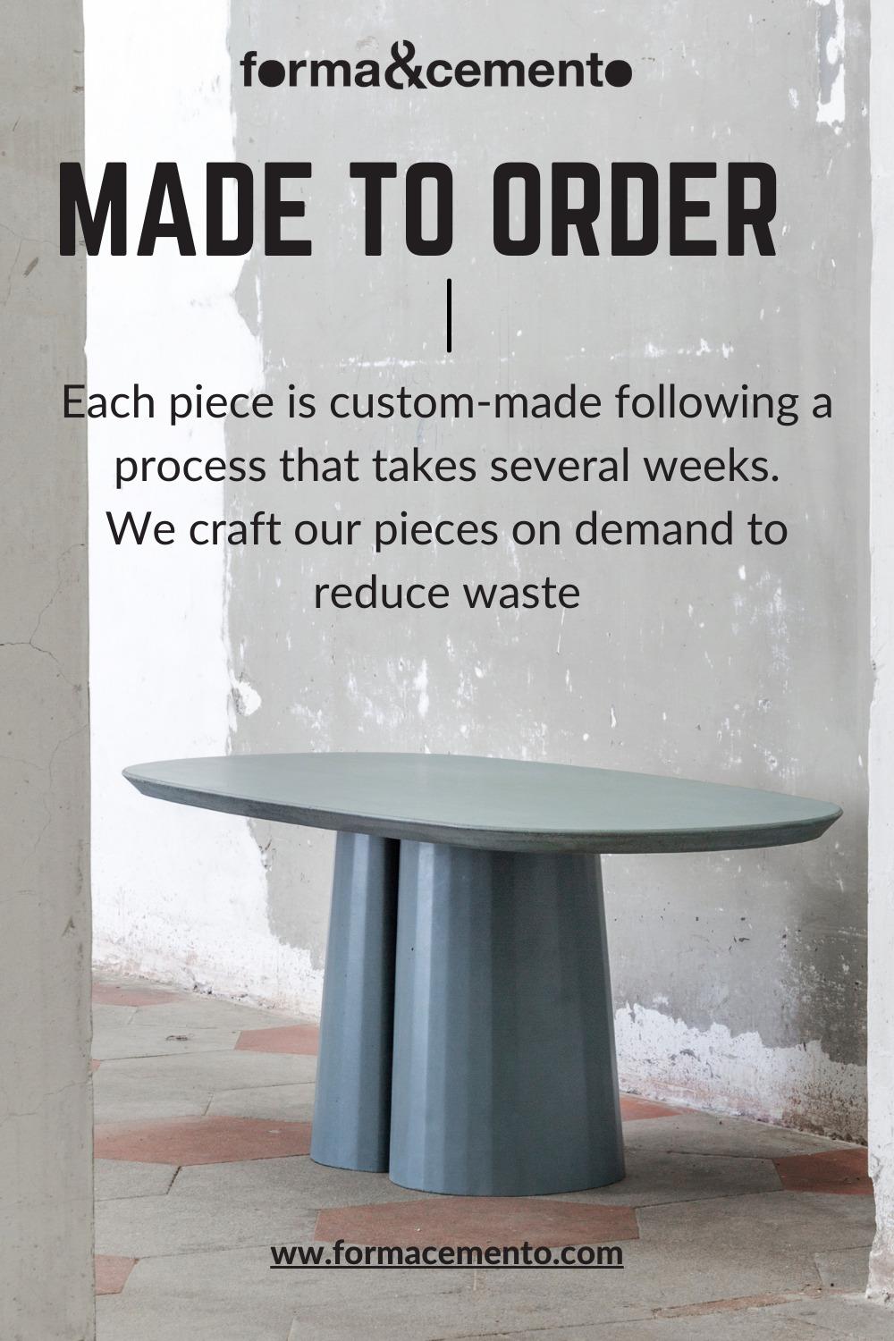 Béton Table basse ovale en béton pour paysage domestique Ultramarine Cement fabriquée en Italie en vente