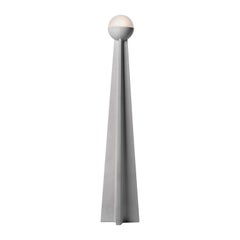 Beton-Stehlampe „Nie M“ von Bentu Design