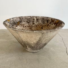 Concrete Flower Pot by Willy Guhl, 1960s Switzerland