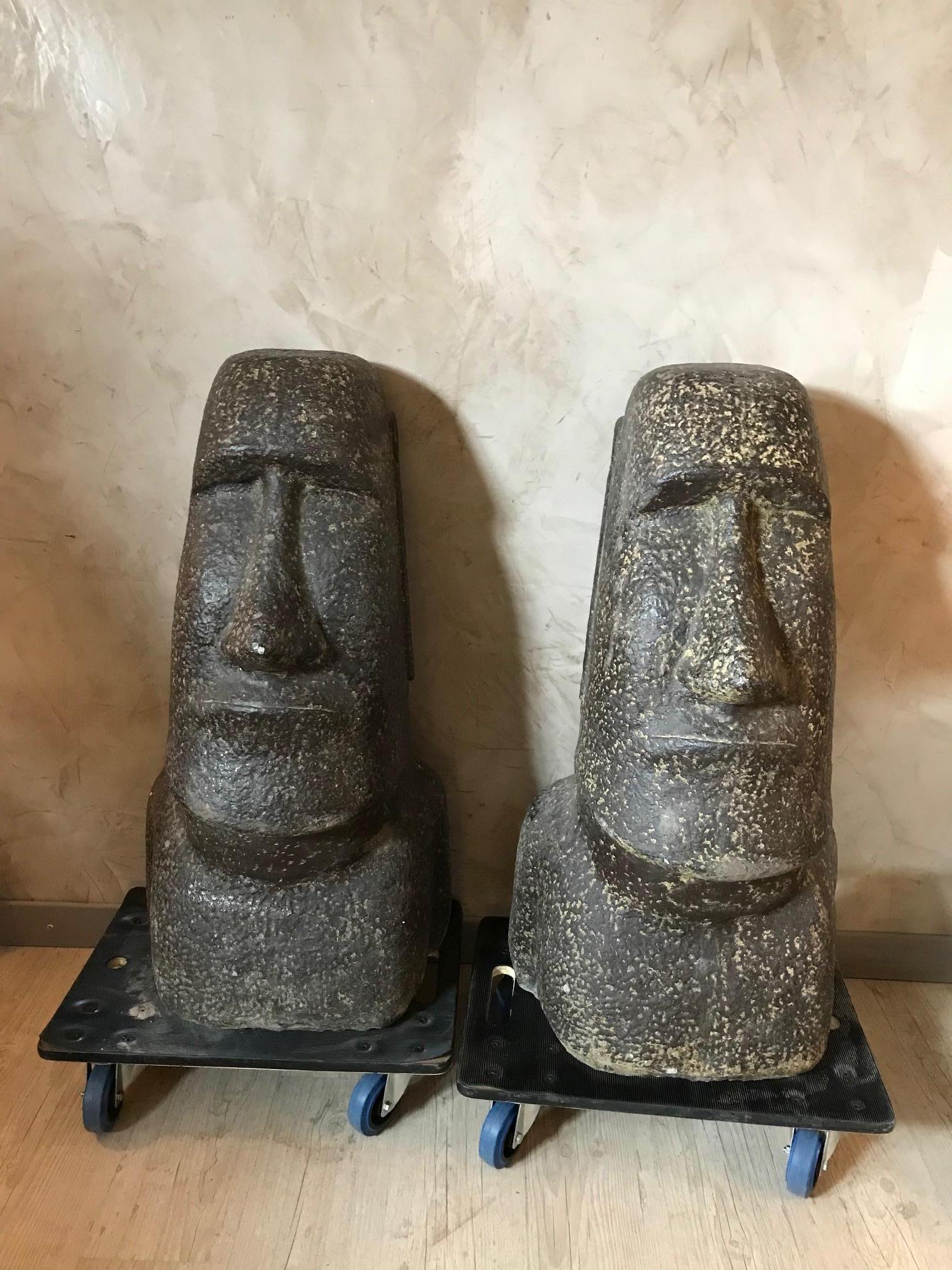 Very nice pair of concrete garden statues in the form of easter island stone statues. 
Very heavy. Good quality.
  