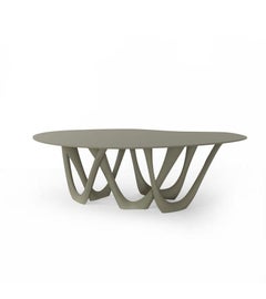 Mesa G escultórica de hormigón y acero gris de Zieta