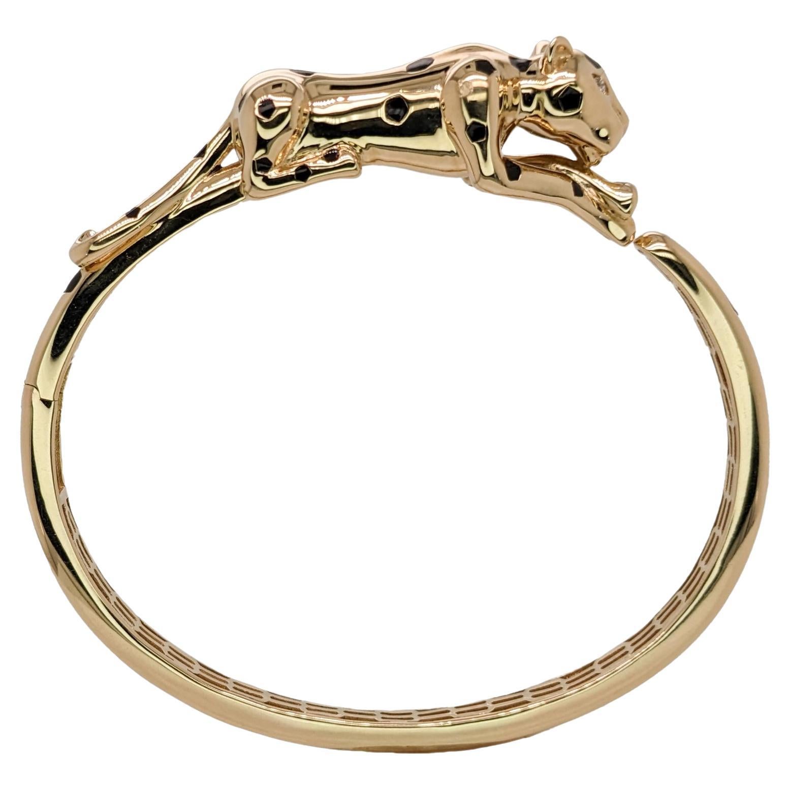 Concrete Jungle Chic - Fierce Leopard Bangle w Diamond Accents in 14K Solid Gold im Angebot
