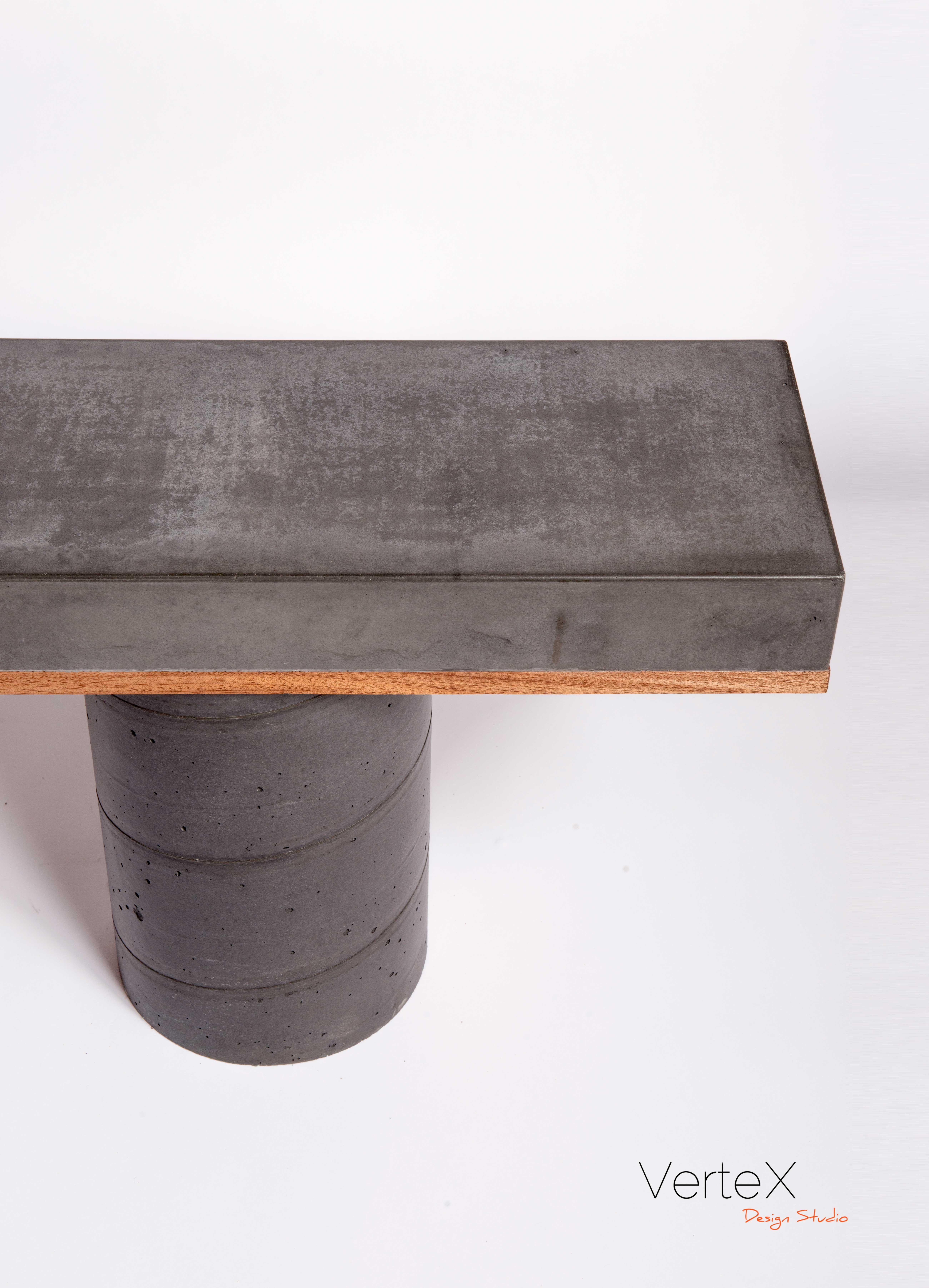Concrete Kitsugi Column Bench Narrow In Distressed Condition For Sale In Hawthorne, CA