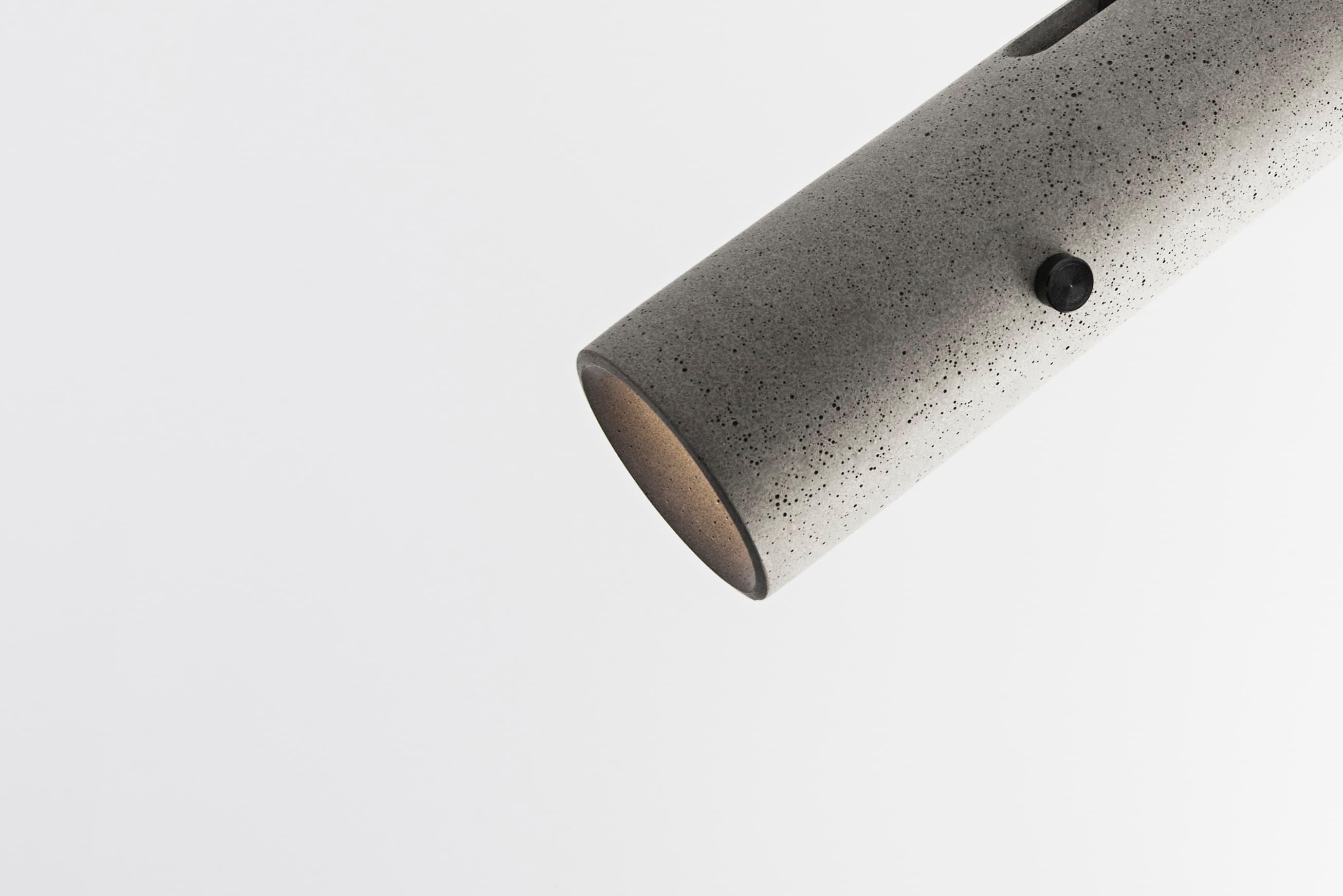 Cinese Concrete Lighting 'LV' Sconce / Applique - Solo 2 piastre posteriori in vendita