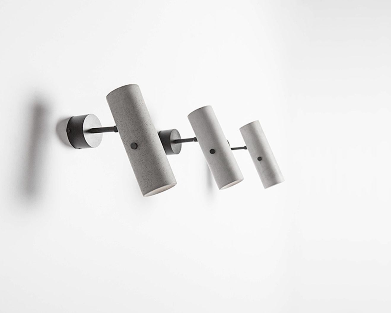 Concrete Lighting 'LV' Wandleuchte - Nur 4 Rückwandplatten (110er Größe) im Zustand „Neu“ im Angebot in Paris, IDF