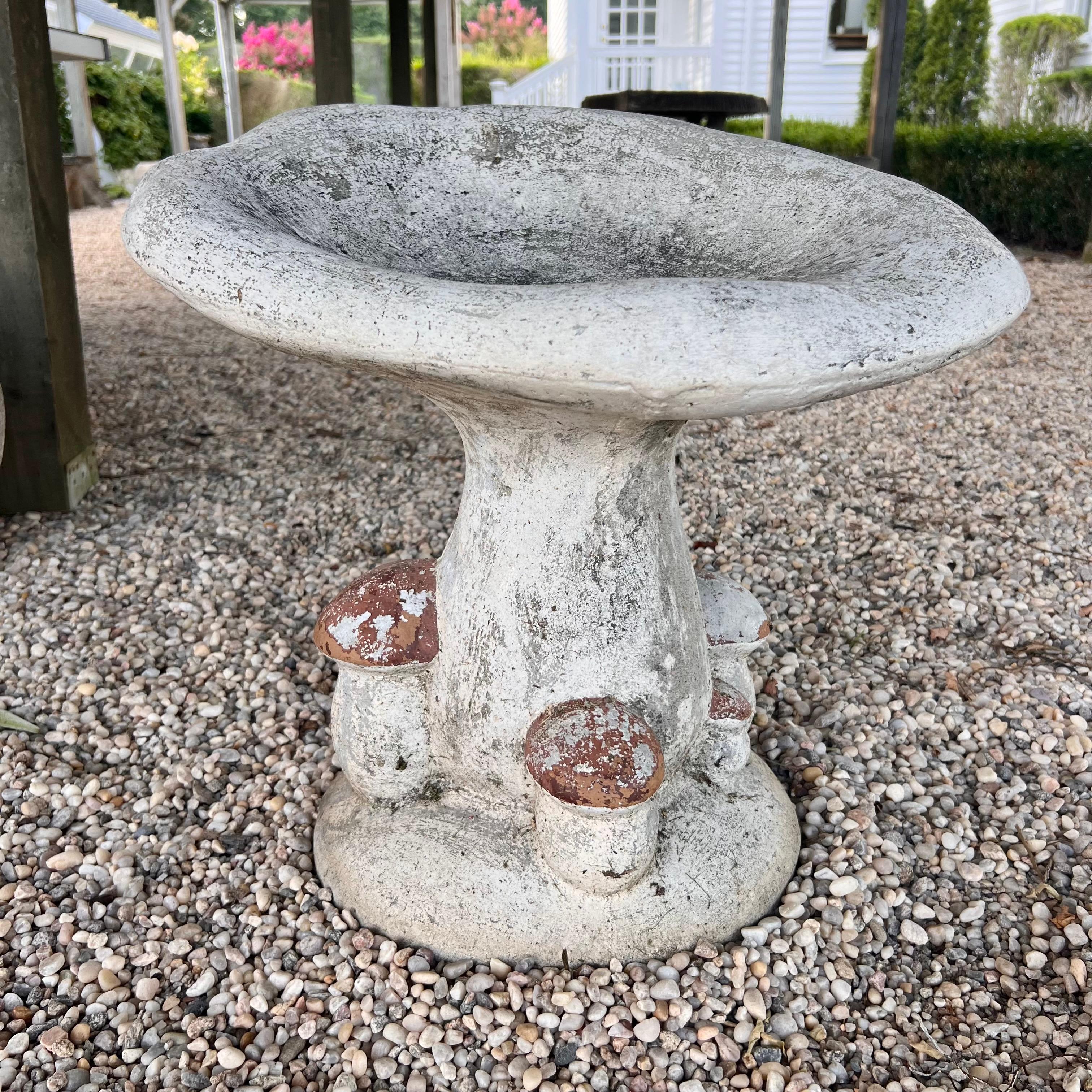 Tabourets champignons béton, France, années 1950 en vente 7