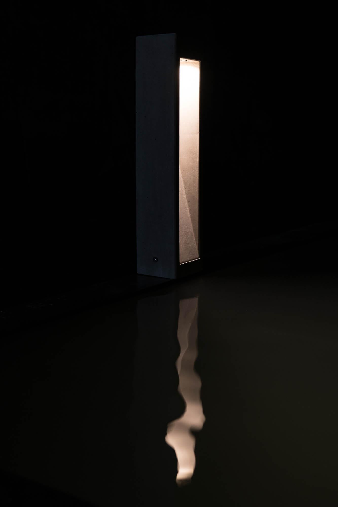 Cinese Illuminazione per esterni in cemento 'Cube M' di Bentu Design in vendita