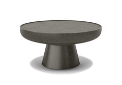 Pigalle Couchtisch aus Beton M von SNOC