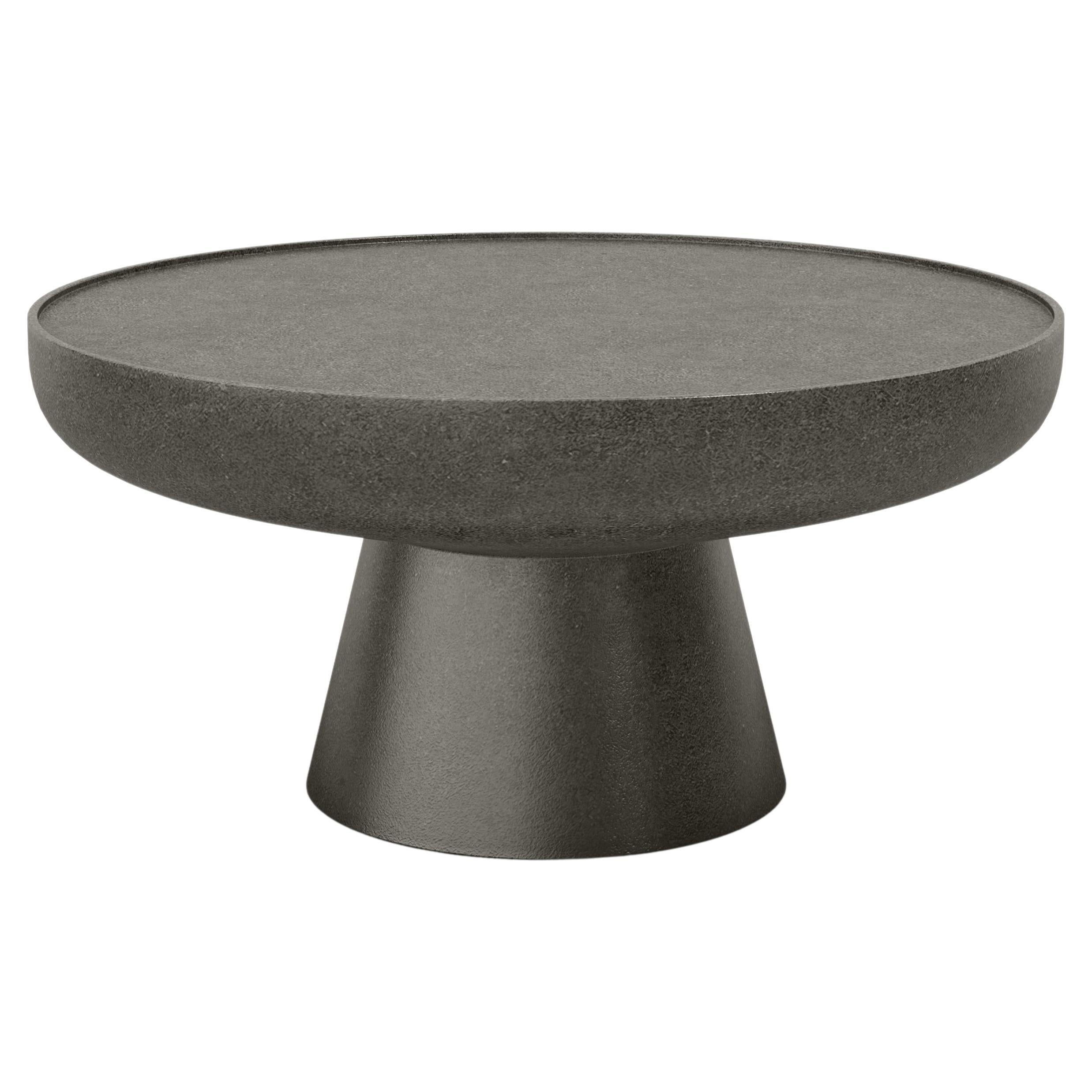 Pigalle Couchtisch aus Beton M von SNOC