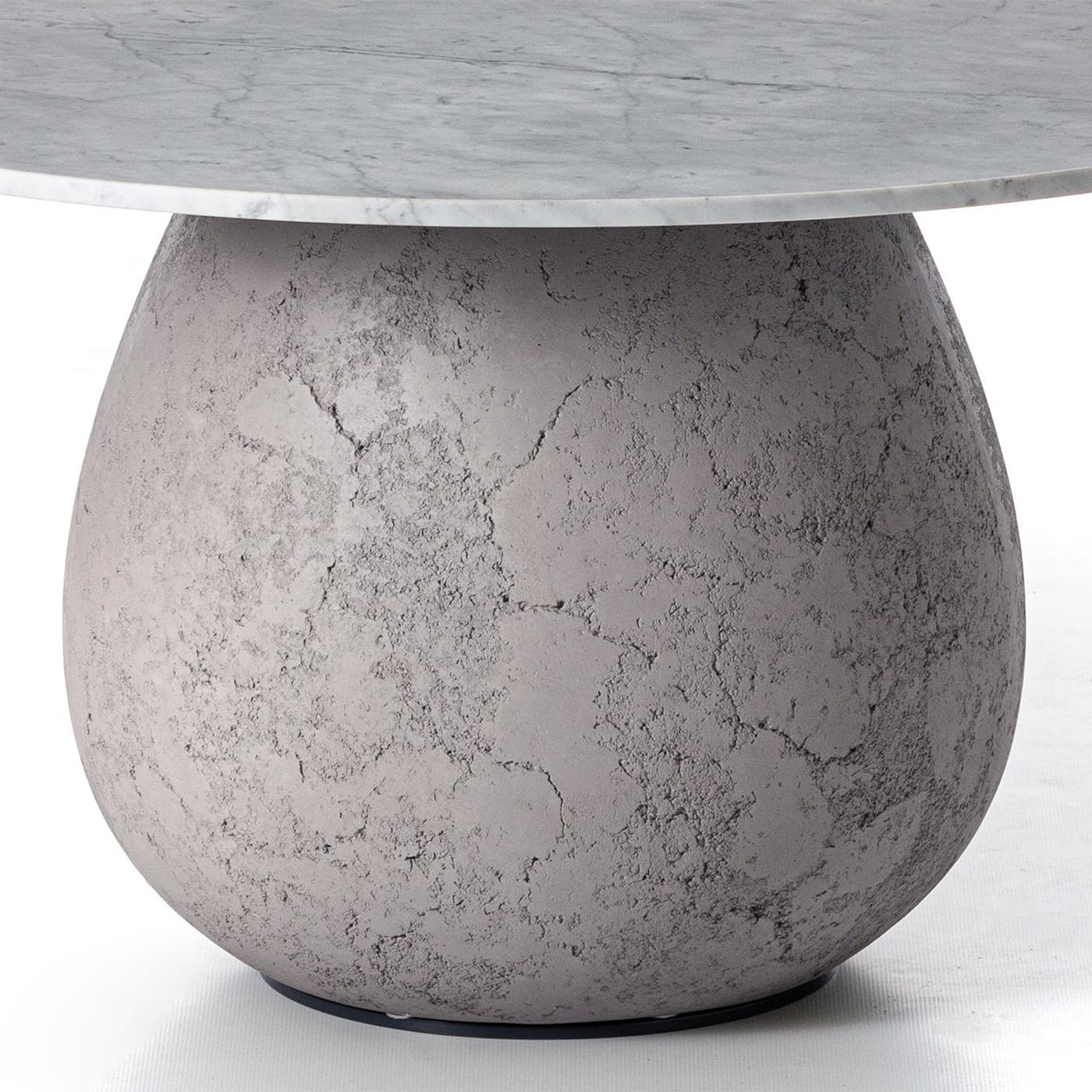 concrete round dining table