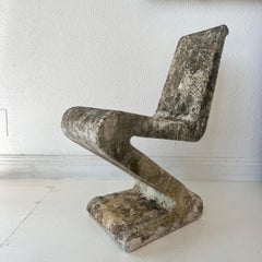 Skulpturaler Zig Zag-Stuhl aus Beton, 1960er Jahre, Schweiz