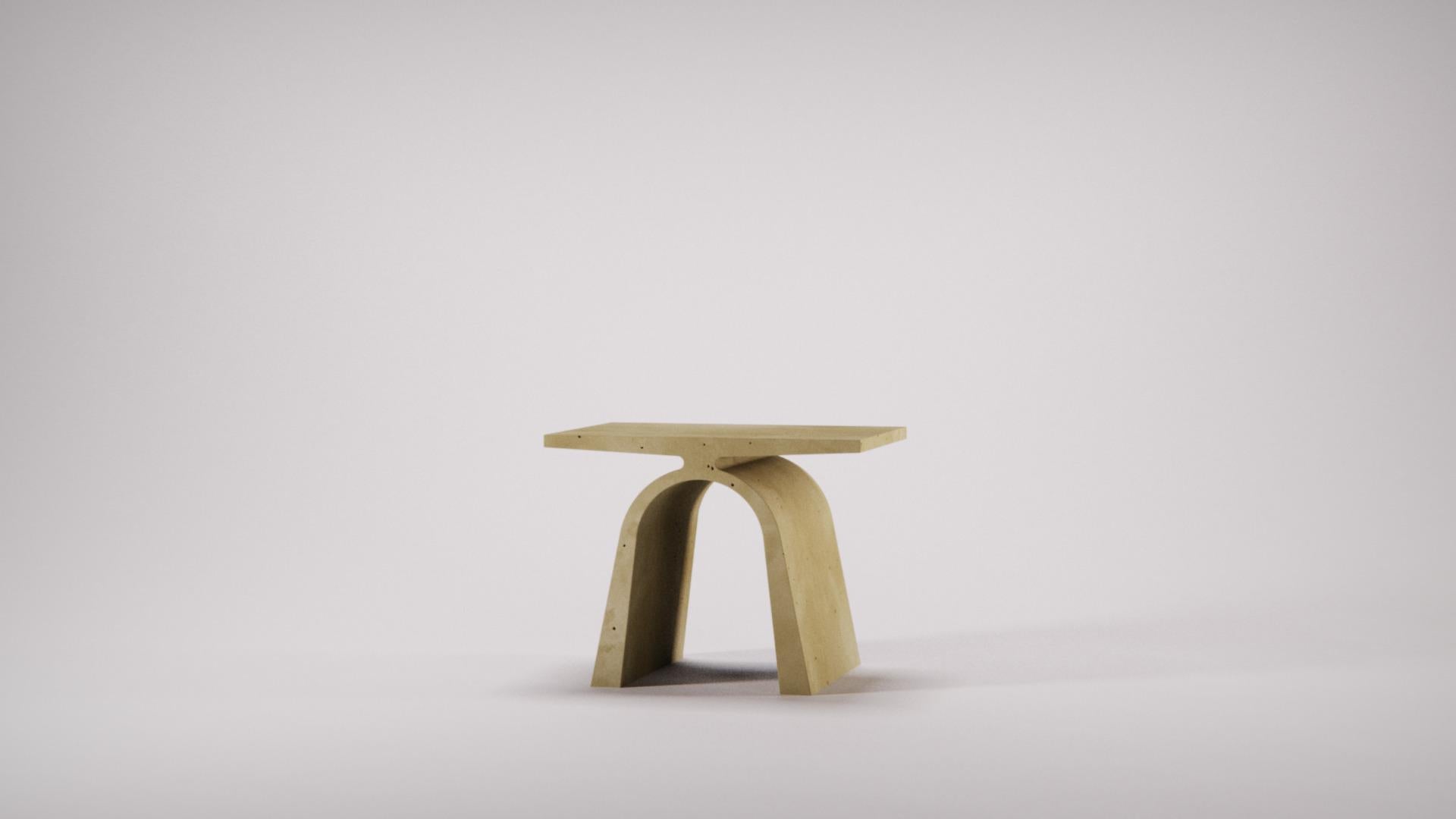 Table d'appoint en béton « A » de la collection Abecedario du Studio Irvine pour Forma&Cemento en vente 4
